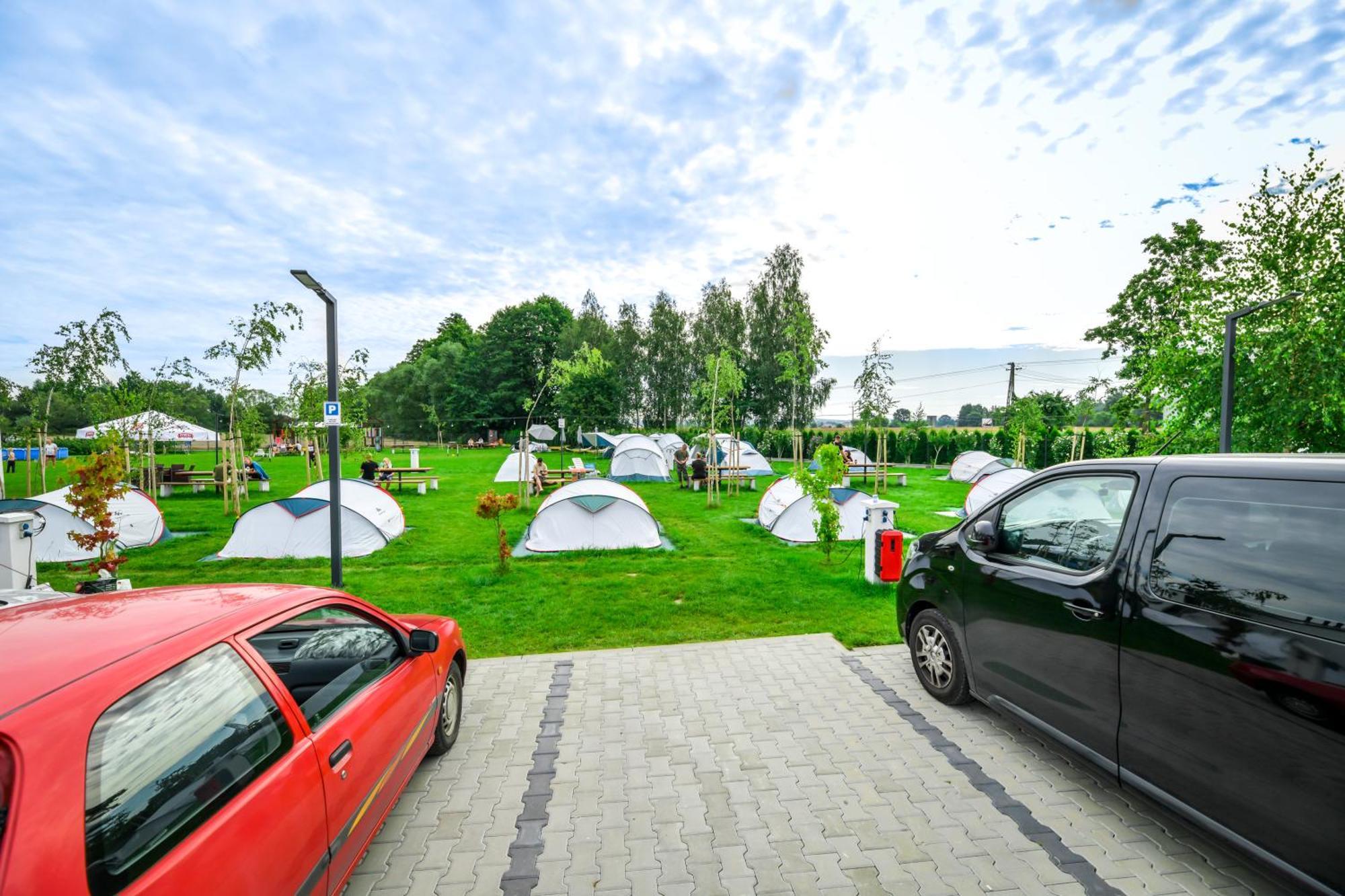 Kempingzator Apartamenty Extérieur photo