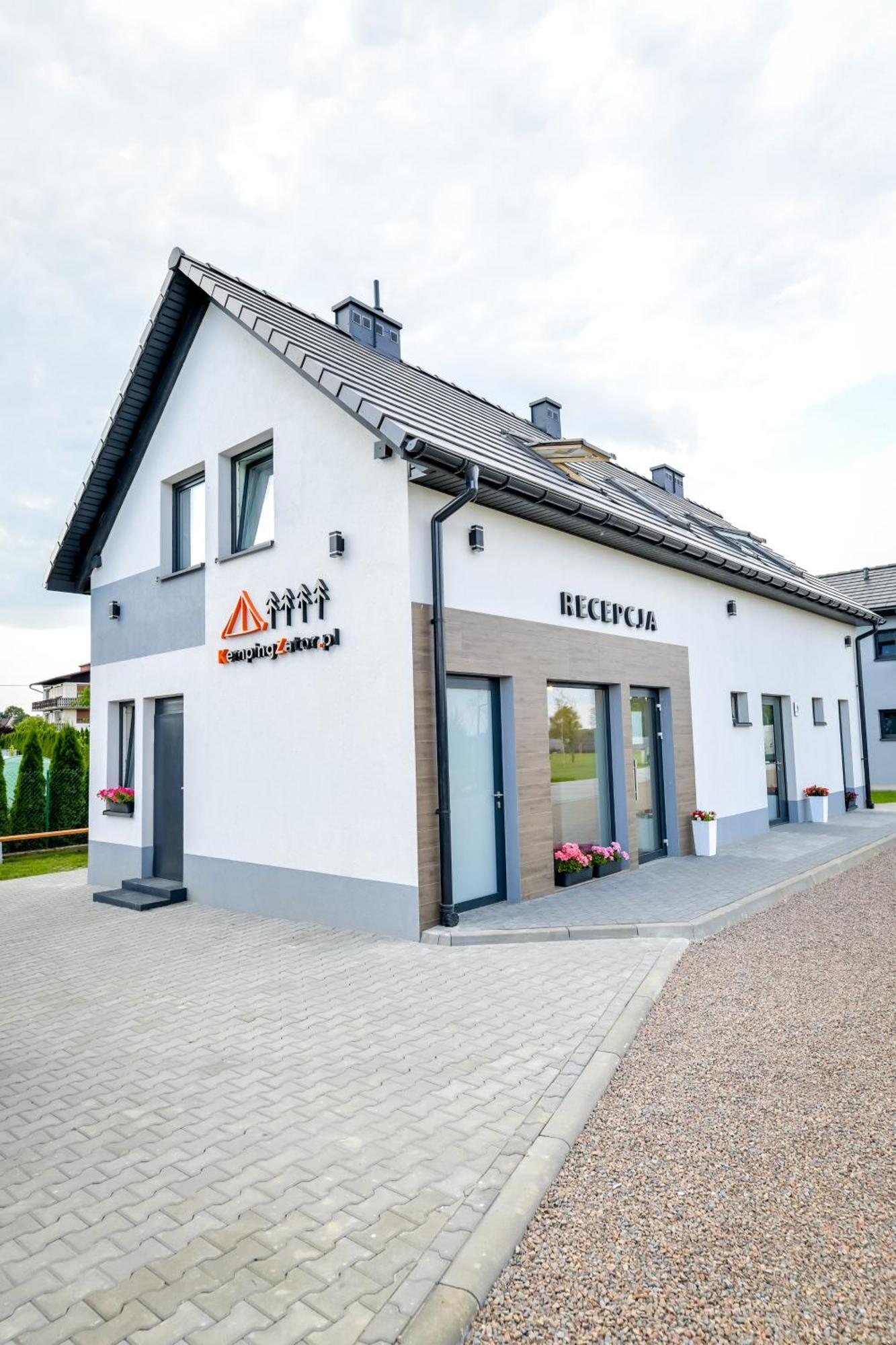 Kempingzator Apartamenty Extérieur photo