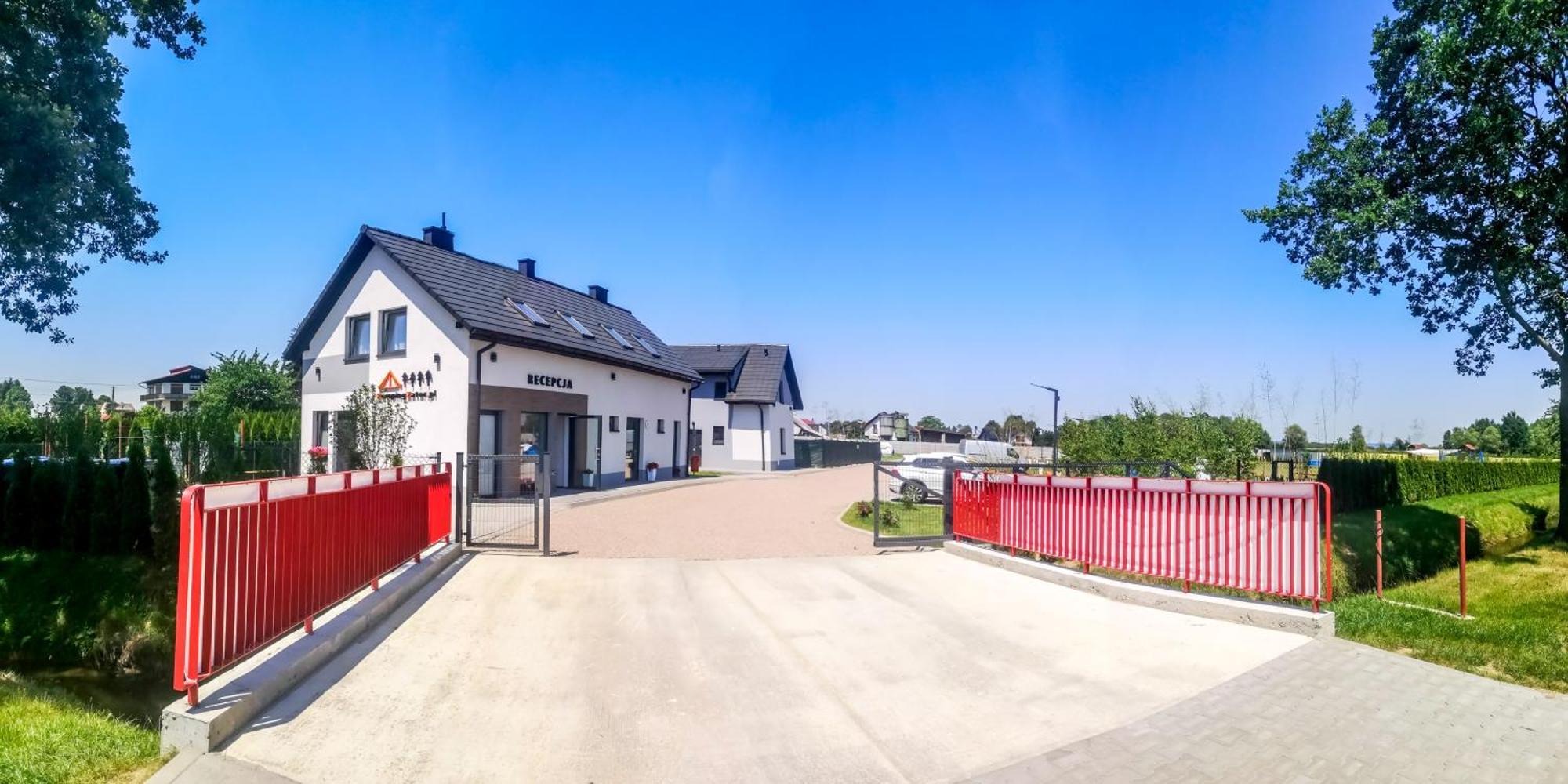 Kempingzator Apartamenty Extérieur photo